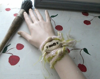 CROCHET WRAP BRACELET