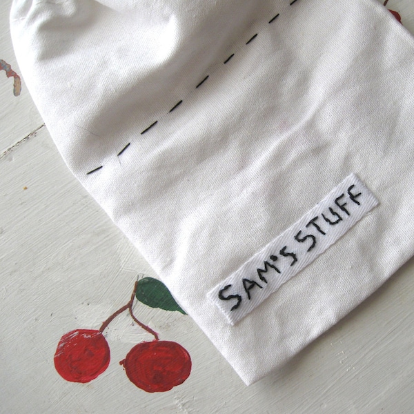 CUSTOM LABELS BESTICKTES Twill Set von Six