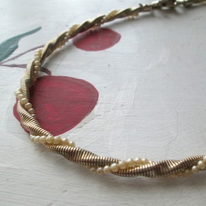 VINTAGE CORO NECKLACE