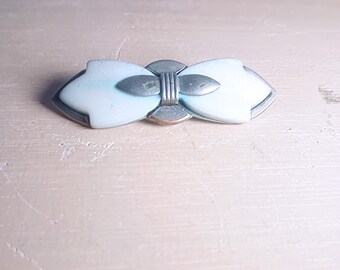 ART DECO BROOCH Bow Mother of Pearl and Silver