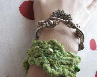 Crochet Clover Bracelet Cuff