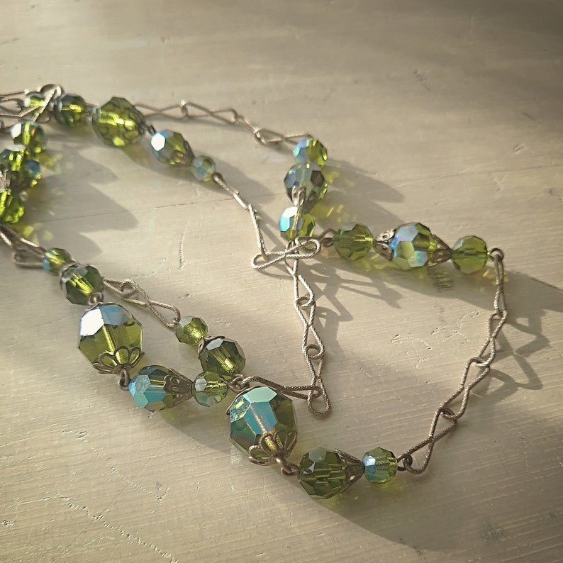 VINTAGE CRYSTAL NECKLACE Green image 1