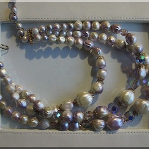 VINTAGE BEAD NECKLACE Triple Strand Choker Length