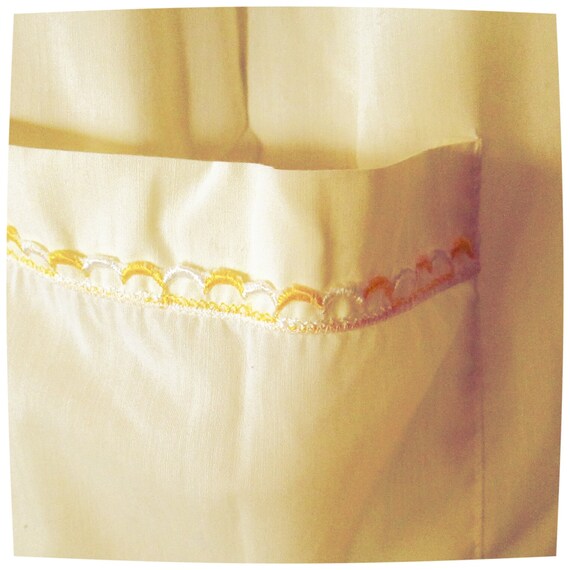 VINTAGE YELLOW NIGHTGOWN - image 5