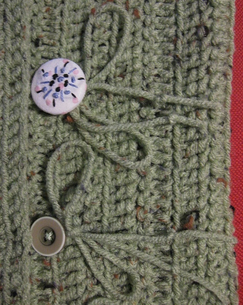 Green Crochet Scarf image 2