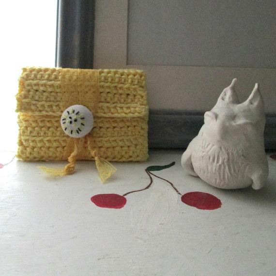 crochet camera bag