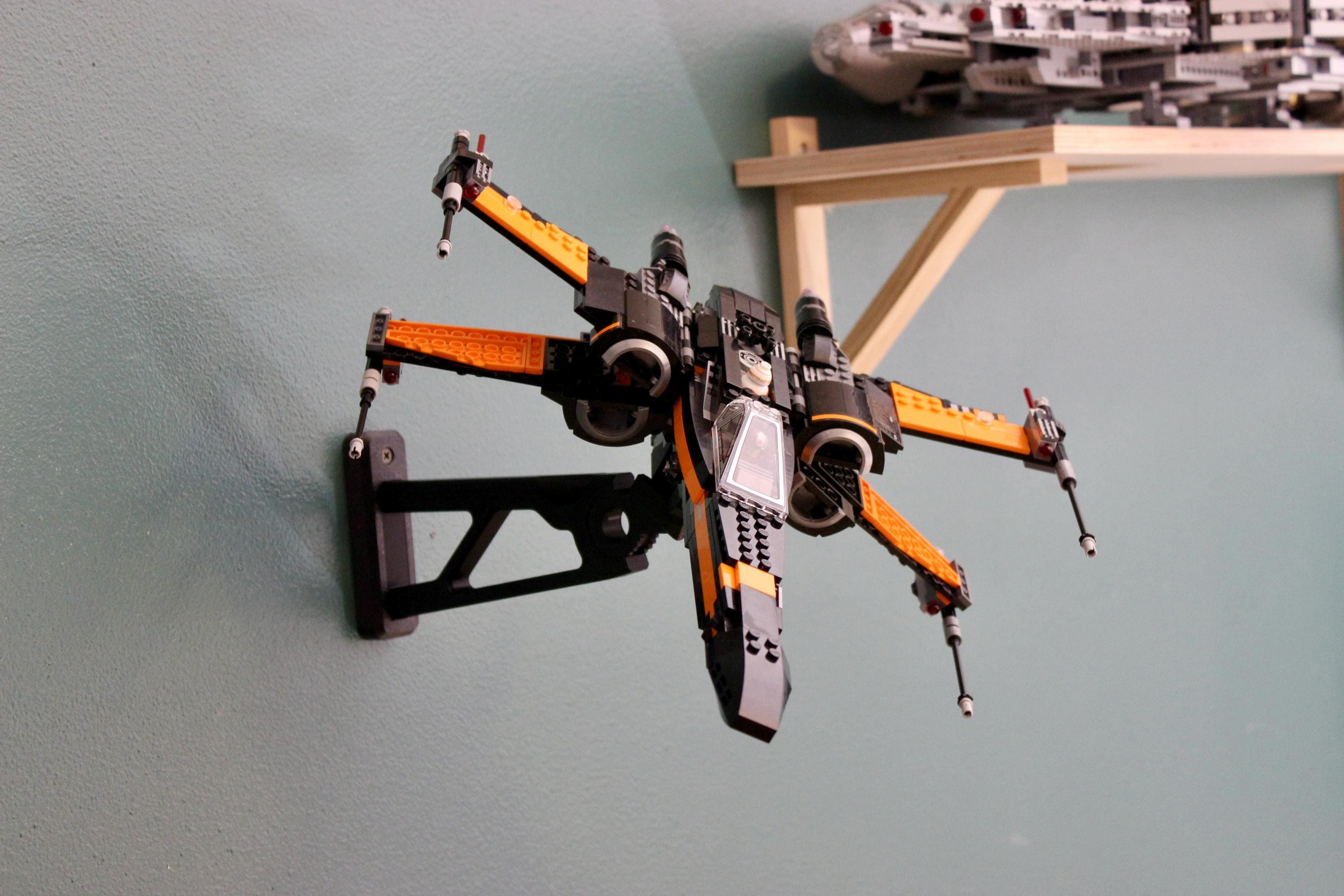Wall Display for LEGO Star Wars Poe