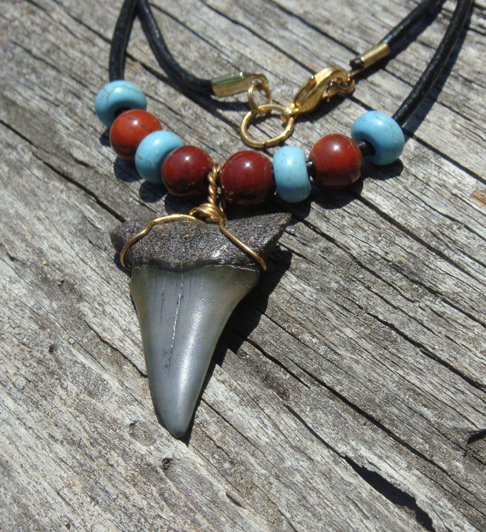 Collar unisex de diente de tiburón Mako fosilizado con Howlite Etsy