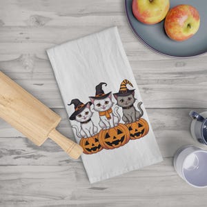 Halloween Tea Towel, Hostess Gift, Vintage Witch, Halloween Home Decor,Kitchen Towel,Seasonal Decor,Pumpkin spooky Witchy Cats on Pumpkins