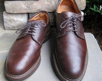 Allen Edmonds Hillcrest Derby Dress Shoes Walnut Leather  display picture 2