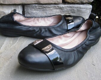 Sz 9.5B TARYN ROSE Women's 'Abriana' Glove Soft Leather Ballet Flats ~ Black/Gold ~ NWOB - Tried On But Not Worn!