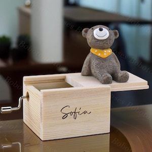 Caja de música de madera grabada con animales, caja de música de madera con varios estilos de animales de dibujos animados, regalo único, regalo personalizado para recién nacidos, recuerdo especial