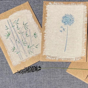 Pak handgemaakte gestempelde paardebloem/bamboe blanco kaart van 4 x 6 op kraftpapier