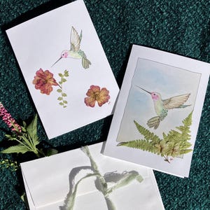 Lot de 2 cartes vierges 5 x 7 cm Colibri faites main avec de vraies fleurs pressées