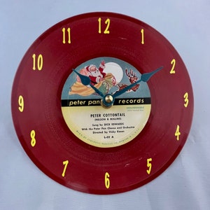 Vintage Christmas Santa Peter Cottontail 45 RPM Record Clock (Red Vinyl)