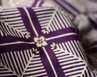 Large Furoshiki 71cm x 71cm gift wrapping cloth or table cloth-Purple with small flowers and lines that form to tree