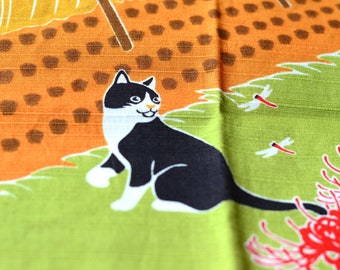 Furoshiki 49cm x 49cm reusable bento or gift wrapping cloth - Tuxedo Cat at the field in cotton fabric