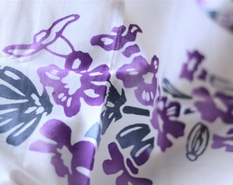 Japanese Tenugui fabric 116cm x 36cm or Japanese hand towel - Painting of purple flower with grey stem