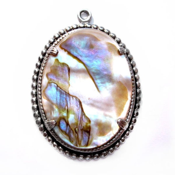 Abalone Shell Pendant / Vintage Oval Silver Abalone Shell Seashell Pendant / Costume Jewelry