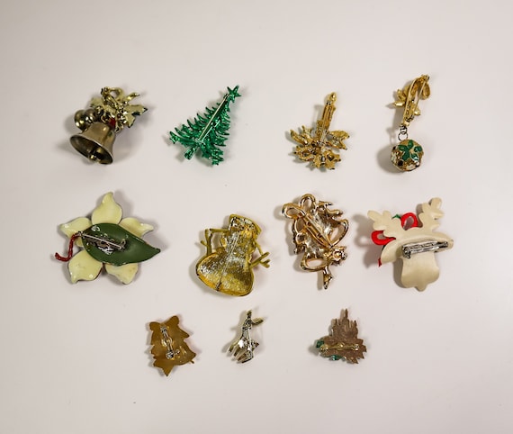 Lot of Christmas Brooches Pins - image 9
