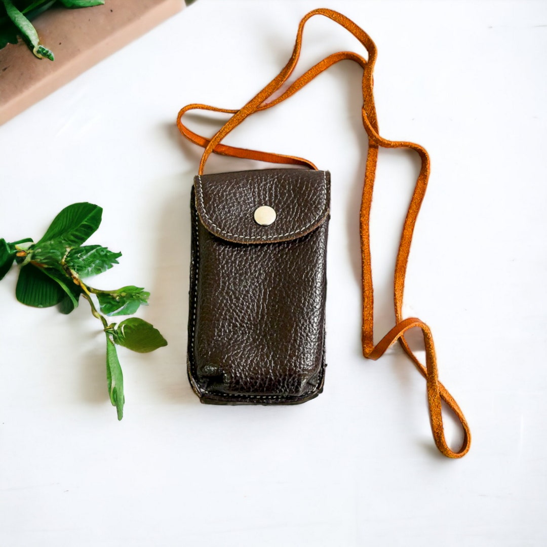 ROOTS Leather Purse 1990s Brown Leather Pouch Bag Etsy Canada