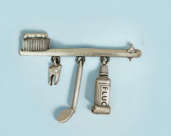 JJ Pewter Toothbrush Toothpaste Brooch | Dental Hygienist Dentist Gift Pin