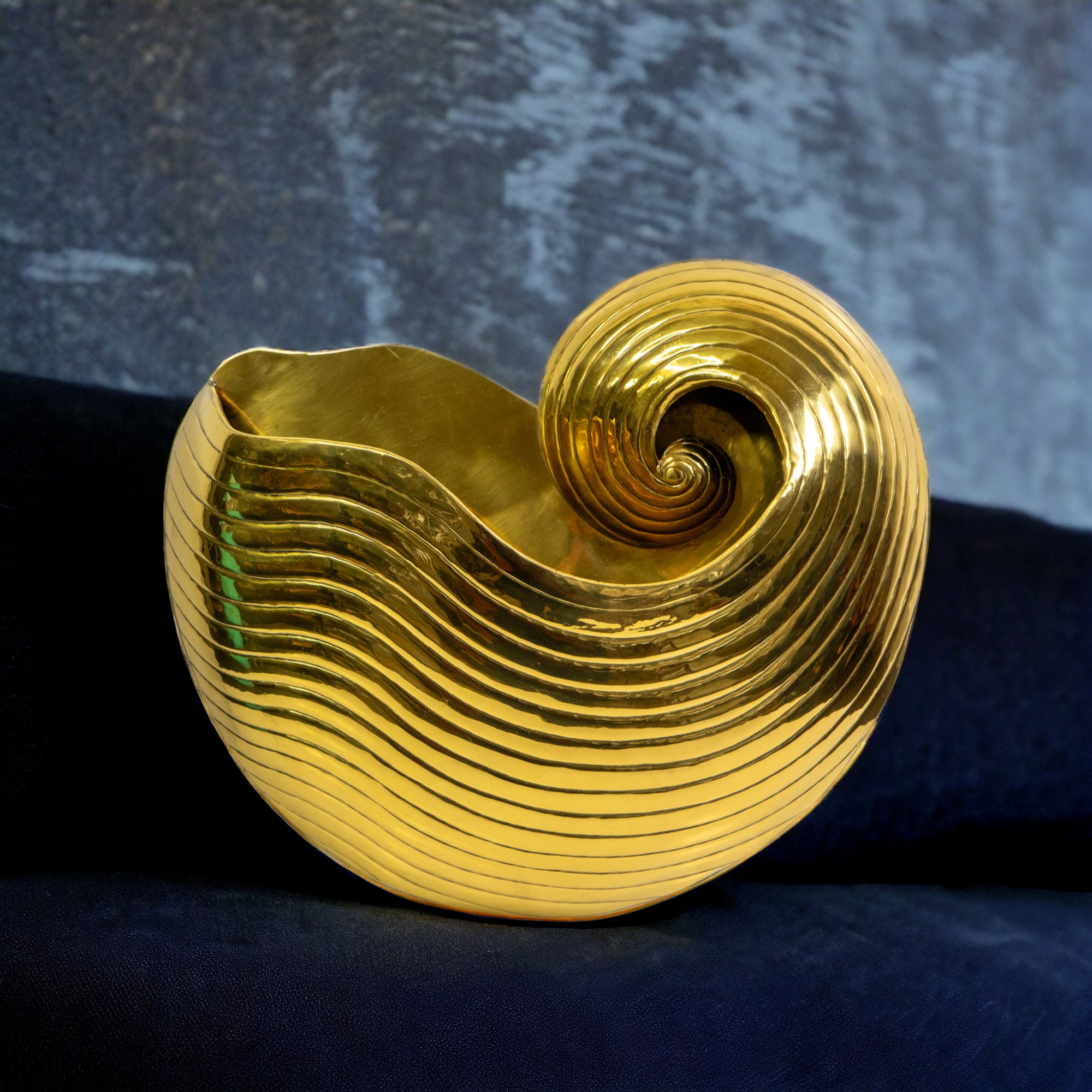 Large Vintage Ethan Allen Brass Wall Pocket Large Nautilus Shell