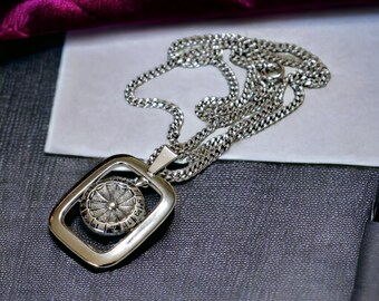 Vintage Roulette Wheel Pendant Necklace | Silver Tone Chain Necklace