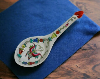 Chinese Porcelain Spoon Rest | Ceramic Famille Rose Asian Spoon Holder