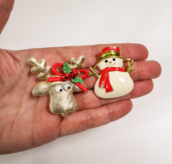 Lot of Christmas Brooches Pins - image 4