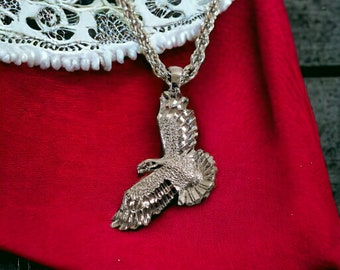 Silver Tone Eagle Bird Pendant and Rope Chain Necklace