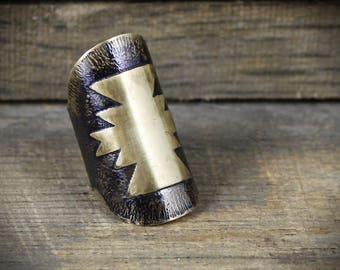 Warriors Shield - Hand Etched Saddle Ring - MADE TO ORDER