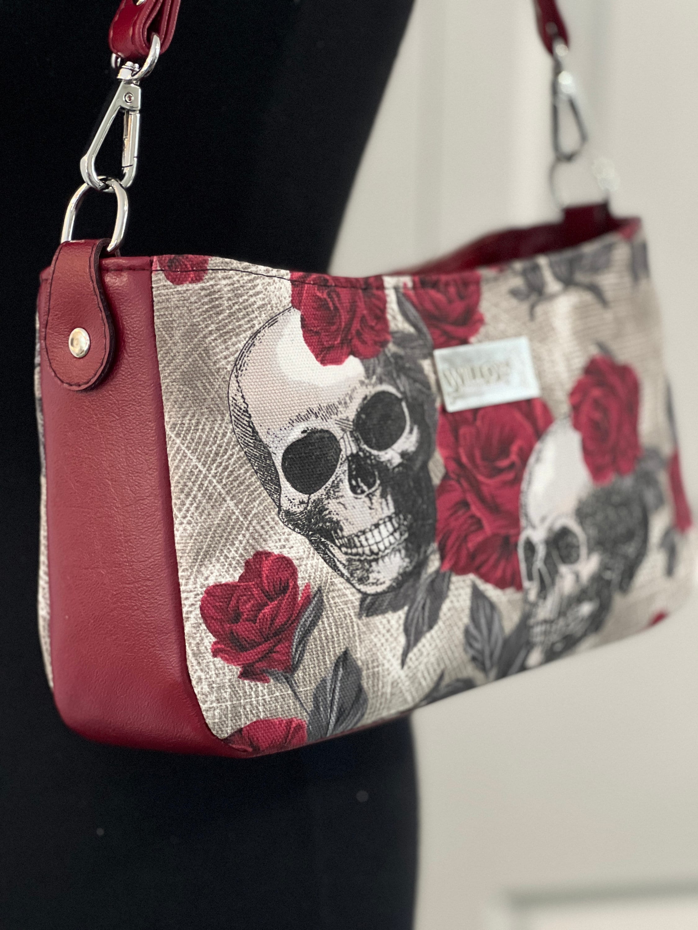 Aries Skulls and Roses Shoulder Crossbody Bag