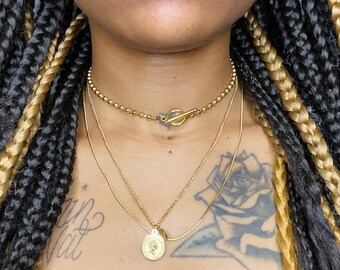 Gold coin necklace, medallion necklace, 14k gold simple necklace, layer link necklace, layer link chain necklace