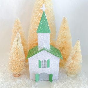 Plan de diseño n.° 1 para una iglesia sencilla de Navidad de Homey Blue Heron: descarga digital de una iglesia con campanario