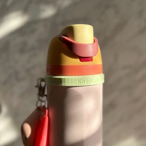Owala 24oz FreeSip Keyring Holder (Personalized with name and colour)