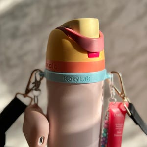 Owala 24oz FreeSip Bag Strap / Double Keyring Holder (Personalized with name and colour)