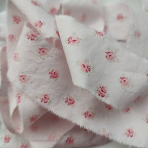 Rachel Ashwell Mon Ami Shabby Chic Rose Fabric - Perfect for Fabric Journaling 1 inch wide x 2 yards long Hand torn fabric trim
