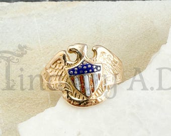 Vintage 10k Gold American Eagle Shaped Ring with Enameled Stars and Stripes Shield Design, Size 4 1/2.