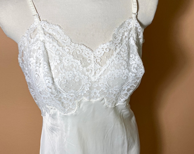 A Vintage Fischer heavenly Lingerie Dress Slip, Size 36 medium Creamy ...