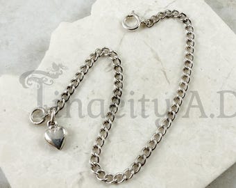 Vintage Sterling Silver Link Bracelet with Tiny Heart Charm Attached at the Clasp, 7 1/2-Inches Long