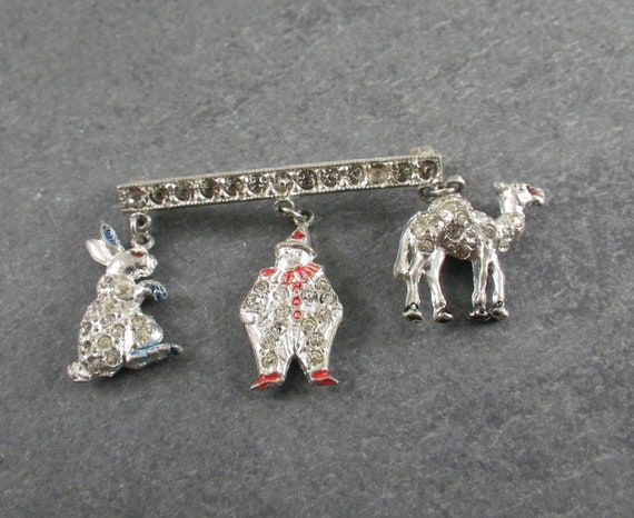 Incredible Vintage Circus Themed Bar Pin with Rab… - image 2