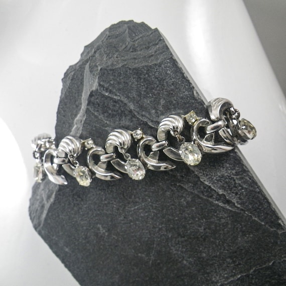 Vintage trifari silver on sale bracelet