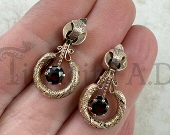 Victorian 10k Gold Garnet Dangle Earrings, Engraved Enamel Design