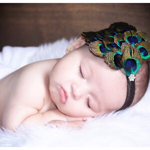 Peacock Baby Headband, Newborn Headband Prop, Baby Girl Feather Headband, Infant Headbands, Baby Bows And Headbands, Flapper Headpiece bild 7