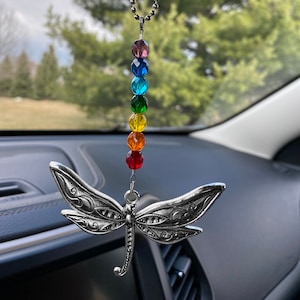 Dragonfly Large Charm & 7 Chakra Colors Czech Glass Bead Rear View Mirror Car Charm Hanging Ornament Car Interior Decoration Car Accessories