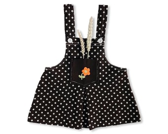 A-line dress with straps and white brown polka dot pocket with a vintage 1970 embroidered flower - Size 2 years