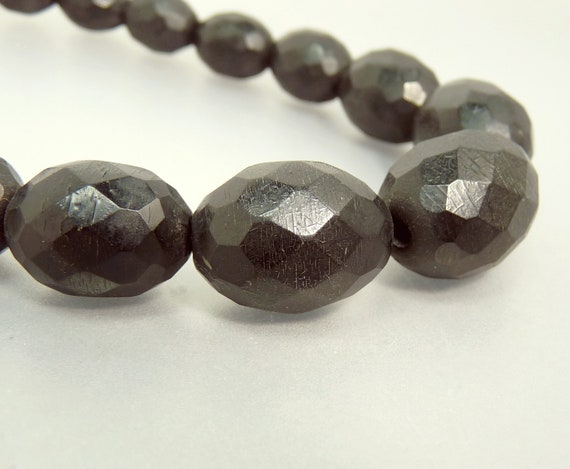 Antique Vulcanite Faceted Bead Necklace - image 5