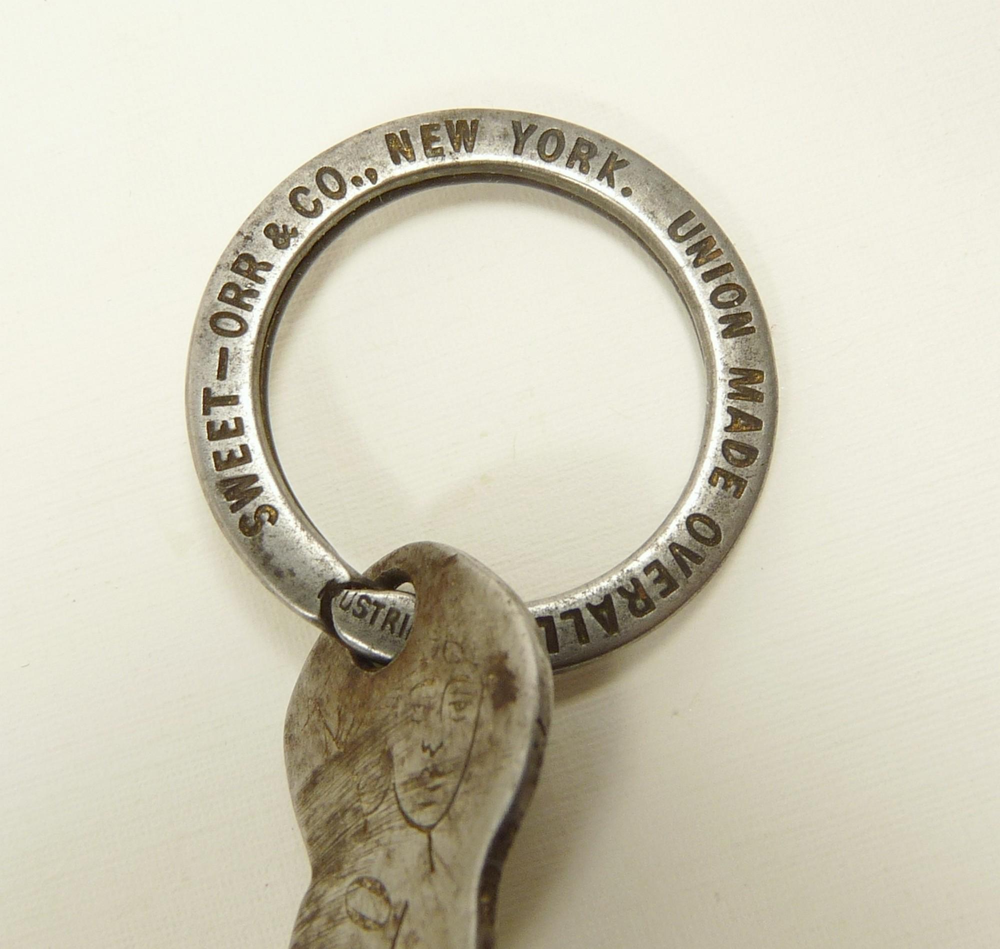 sweet orr キーリング　ヴィンテージ Antique Sweet-orr Key Ring Union Made / Overalls With Nude Bottle