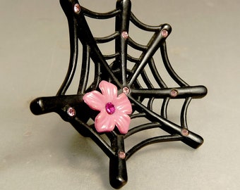 Rare Betsy Johnson Ring Spider Web & Pink Rhinestone Flower